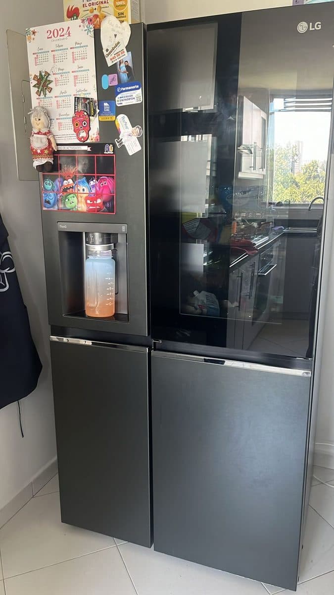 Nevera LG InstaView negra reparada en Bucaramanga
